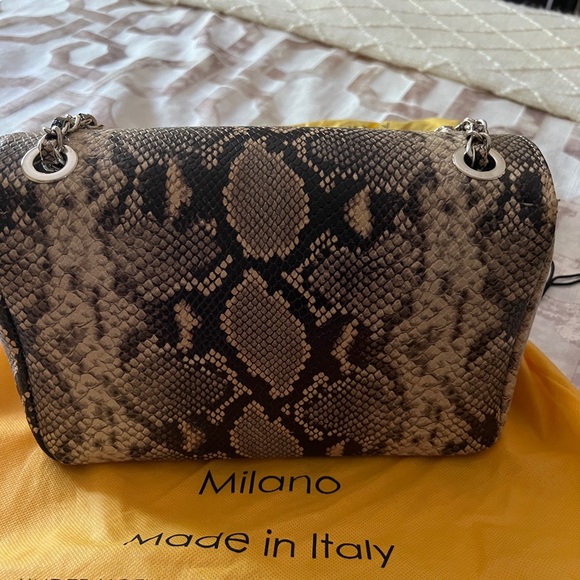 Excellent condition - Picture 2 of 2